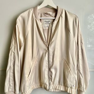 A&F Bomber Satin - Ivoire / Ivory - Large - Never worn